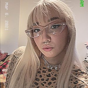 Meet your Posher, Ana